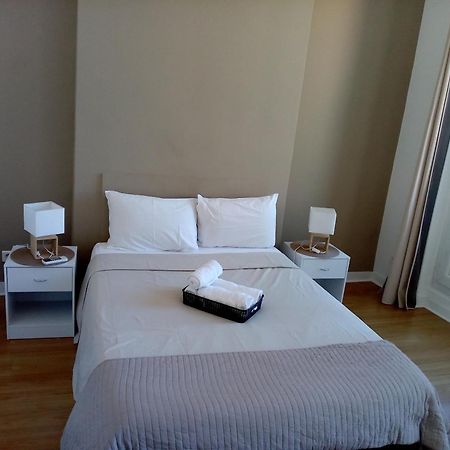 Quartier Le Plus Anime De Marseille "La Plaine Cours Julien "Chambre Avec Salle De Bain Wc Privee Integrees "Dans Appartement Екстер'єр фото
