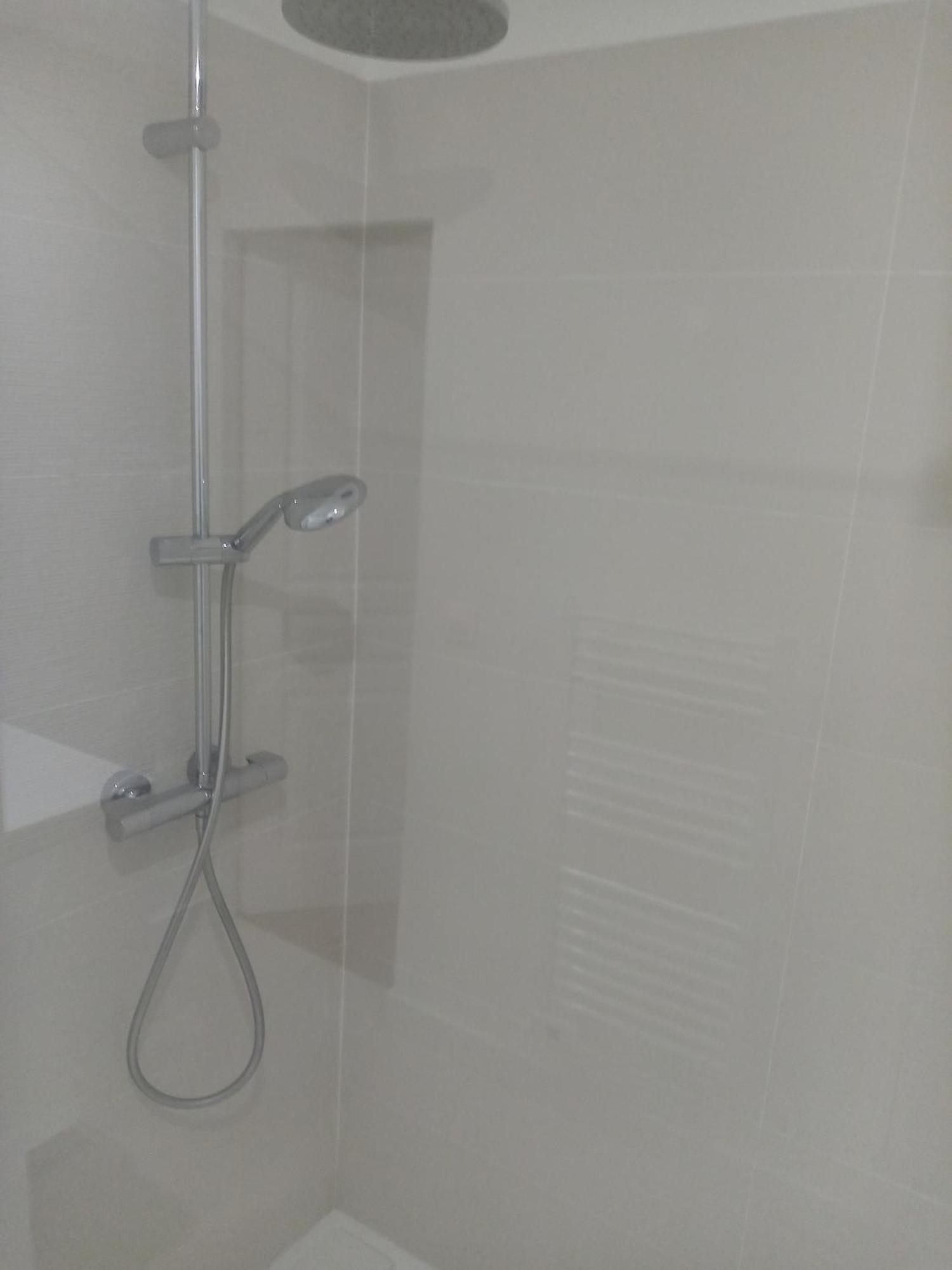 Quartier Le Plus Anime De Marseille "La Plaine Cours Julien "Chambre Avec Salle De Bain Wc Privee Integrees "Dans Appartement Екстер'єр фото