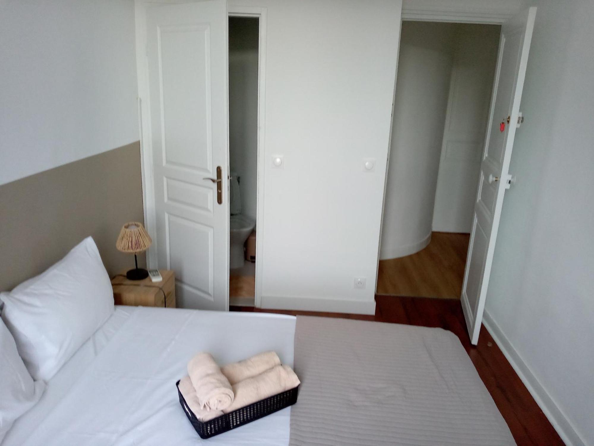 Quartier Le Plus Anime De Marseille "La Plaine Cours Julien "Chambre Avec Salle De Bain Wc Privee Integrees "Dans Appartement Екстер'єр фото