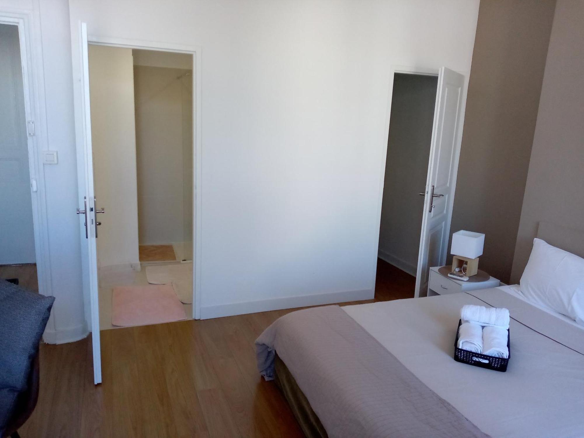 Quartier Le Plus Anime De Marseille "La Plaine Cours Julien "Chambre Avec Salle De Bain Wc Privee Integrees "Dans Appartement Екстер'єр фото