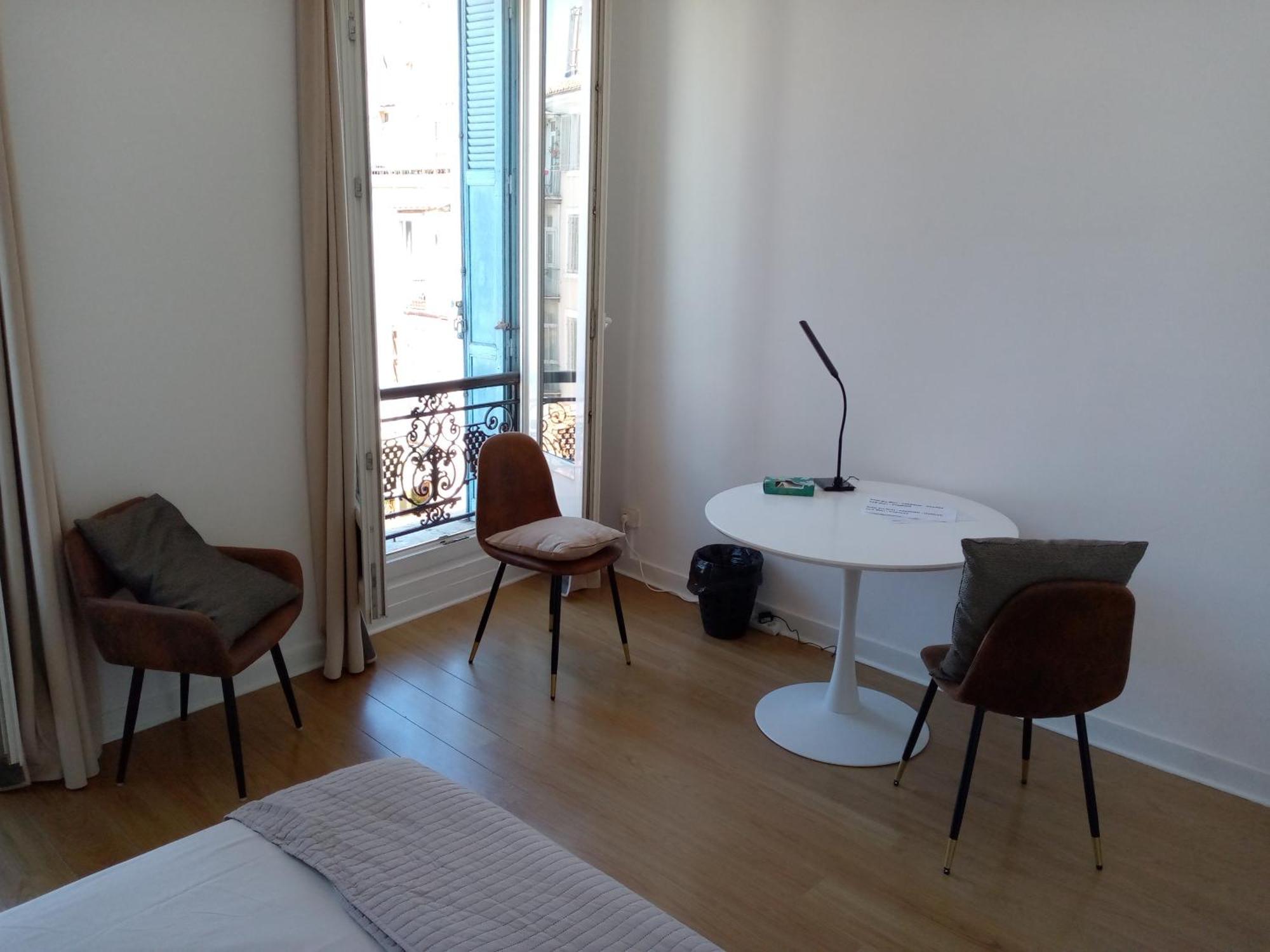 Quartier Le Plus Anime De Marseille "La Plaine Cours Julien "Chambre Avec Salle De Bain Wc Privee Integrees "Dans Appartement Екстер'єр фото