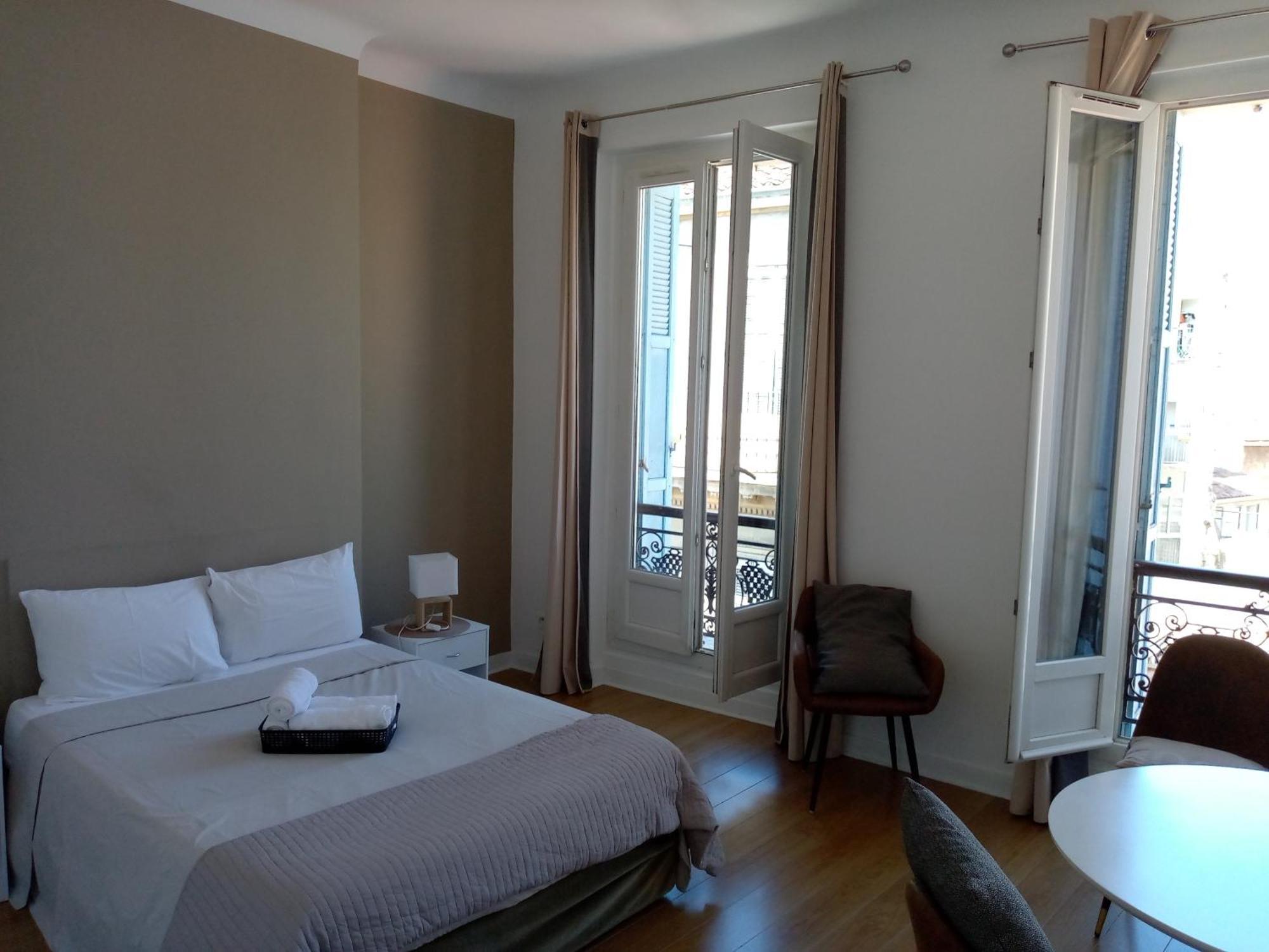 Quartier Le Plus Anime De Marseille "La Plaine Cours Julien "Chambre Avec Salle De Bain Wc Privee Integrees "Dans Appartement Екстер'єр фото